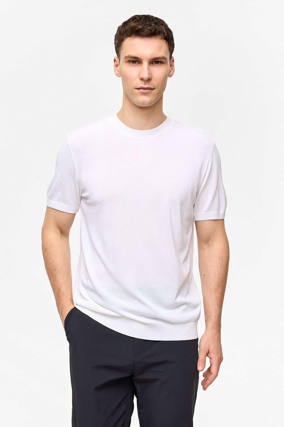 REGULAR FIT KISA KOL TRİKO TSHIRT