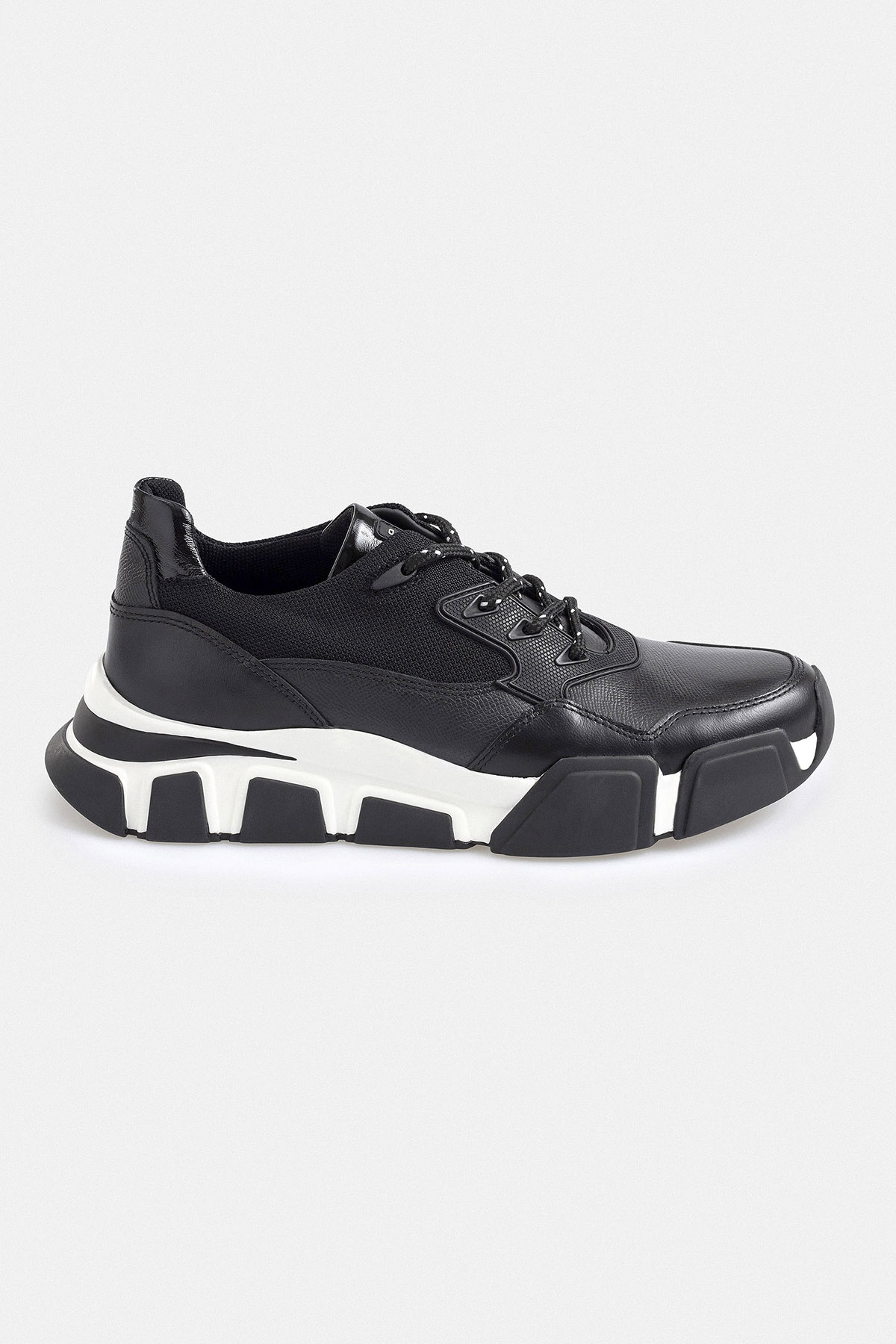 Siyah Deri Sneaker Ayakkabı