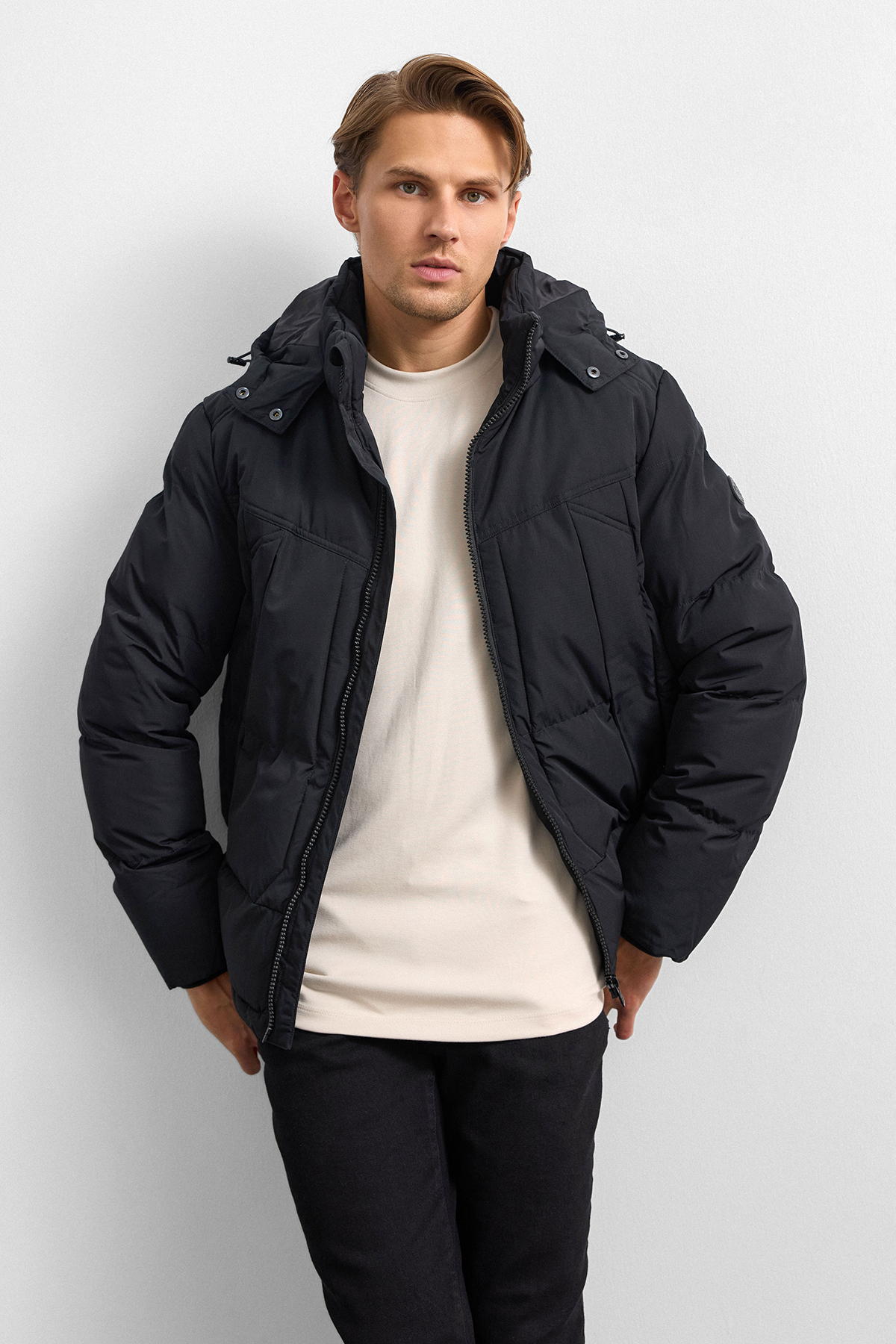 Siyah Relaxed Fit Puffer Mont