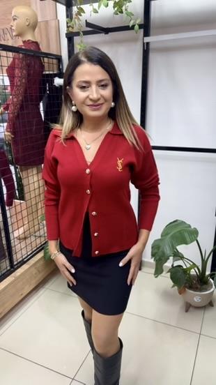 GOLD DÜĞMELİ KIRMIZI HIRKA