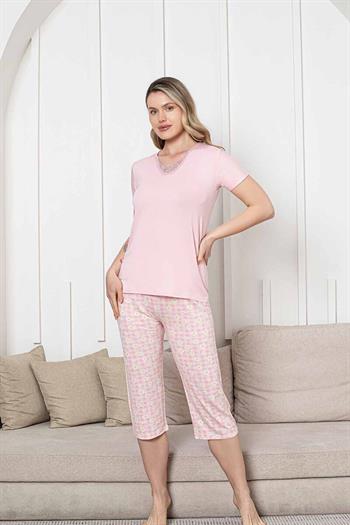 Bayan Pijama Takımı - Pembe Papatya Desen Kapri Likralı Viskon 2852B