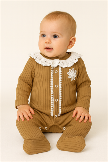 Kız Bebek Çiçek Armalı Güpür Yakalı Tulum