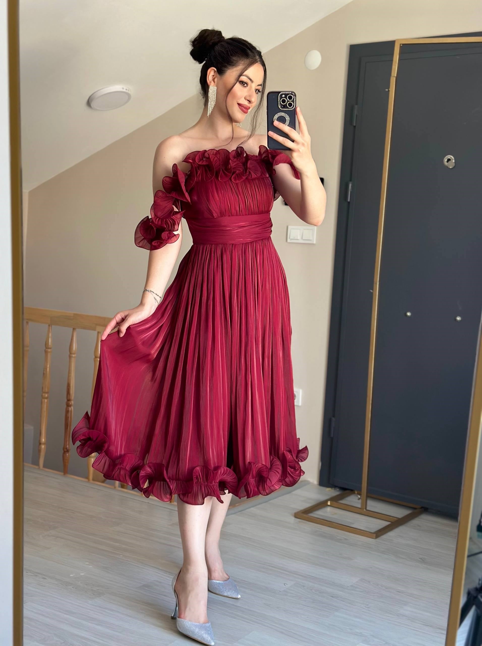 Çiçek detaylı şifon midi boy bordo abiye