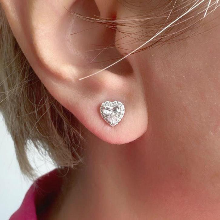 Beyaz Taşlı Mini Kalp Küpe