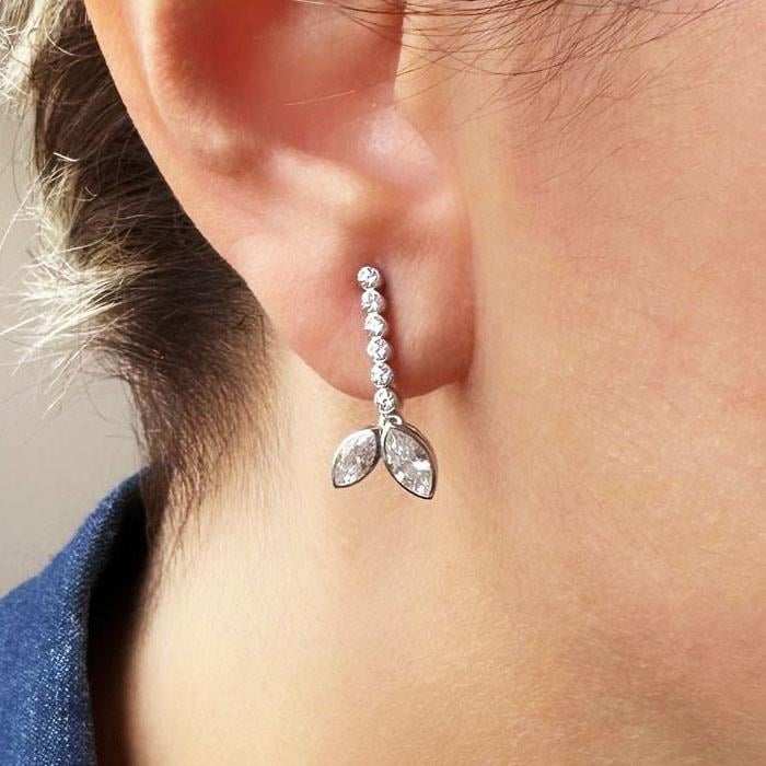 Sıra Taşlı Yaprak Markiz Küpe