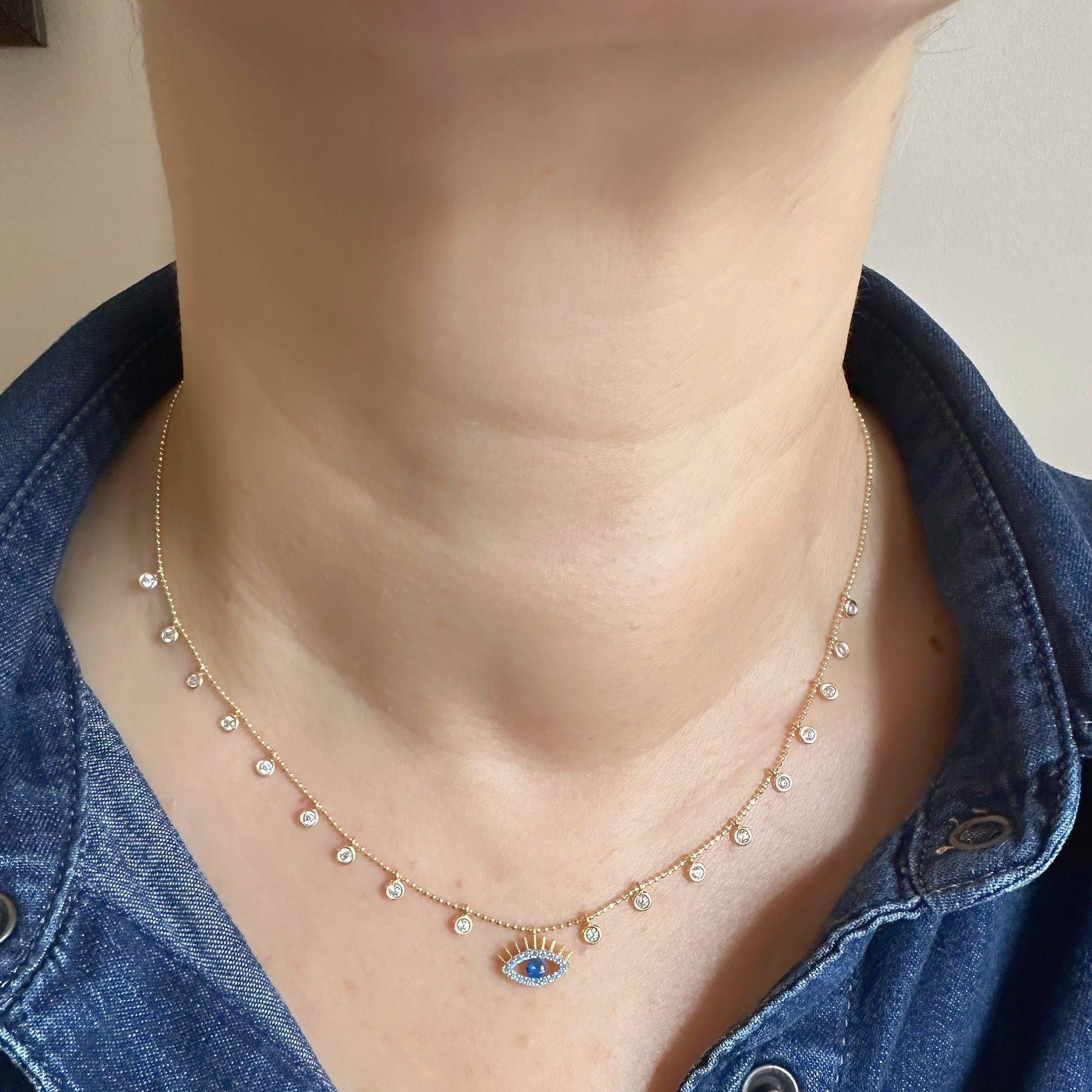 Sıralı Taşlı Göz Kolye