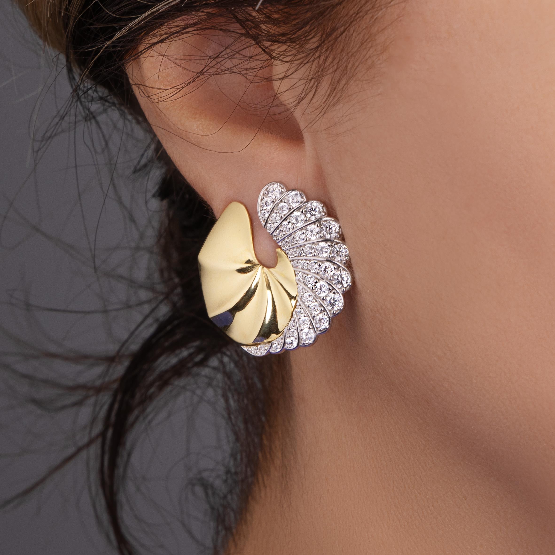 Yarı Taşlı Midye Küpe