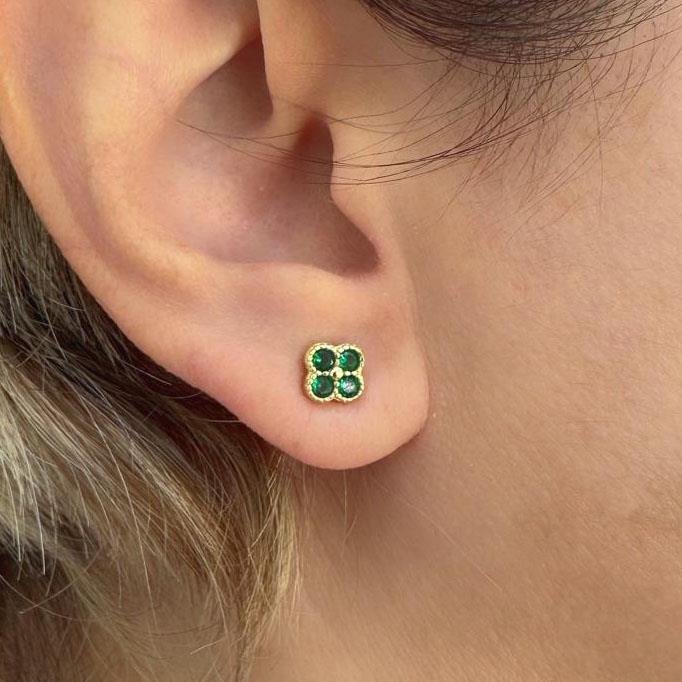 Zümrüt Dört Yaprak Mini Küpe