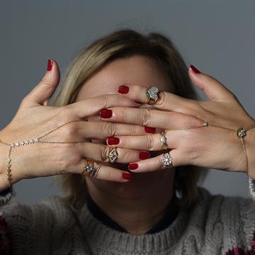 Dolgulu Kalp Yüzük