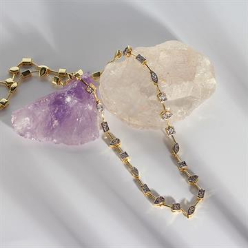 Geometrik Taşlı Kolye