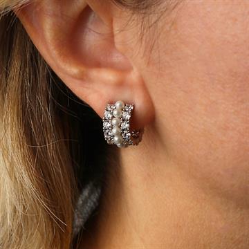 İnci ve Taşlı Yarım Halka Küpe