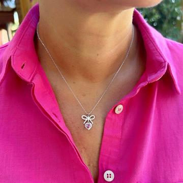 Pembe Kalp Taşlı Fiyonk Kolye