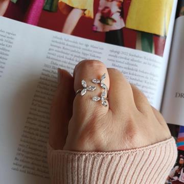 Üçlü markiz Yüzük