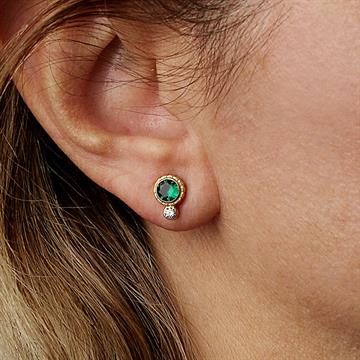 Yeşil Taşlı Mini Küpe