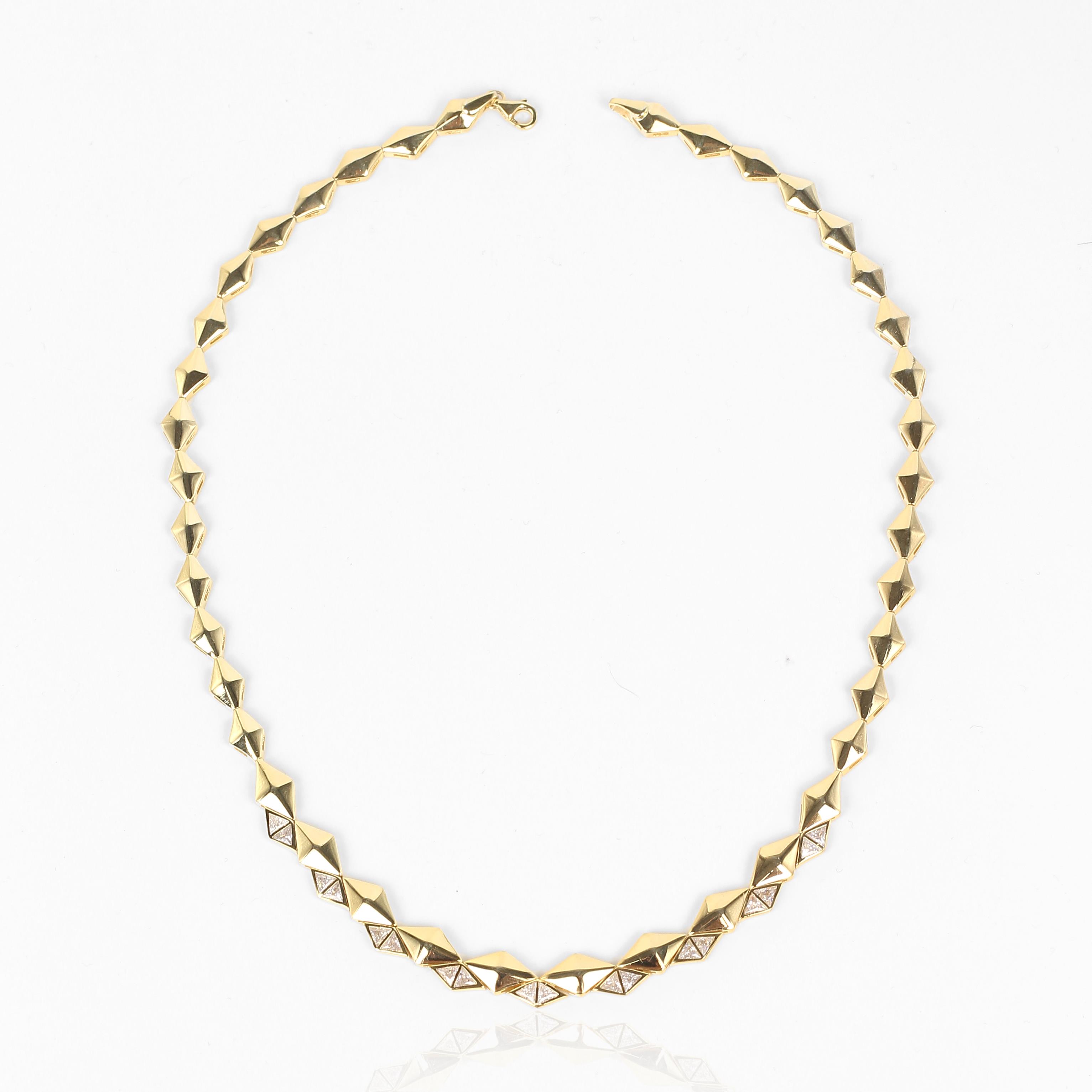 Piramit Taşlı Tasarım Gerdanlık