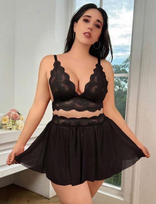 Arias Closet Özel Tasarım Büyük Beden Siyah Dantel İşlemeli Dekolteli Fantezi Etekli Sütyen Takımı