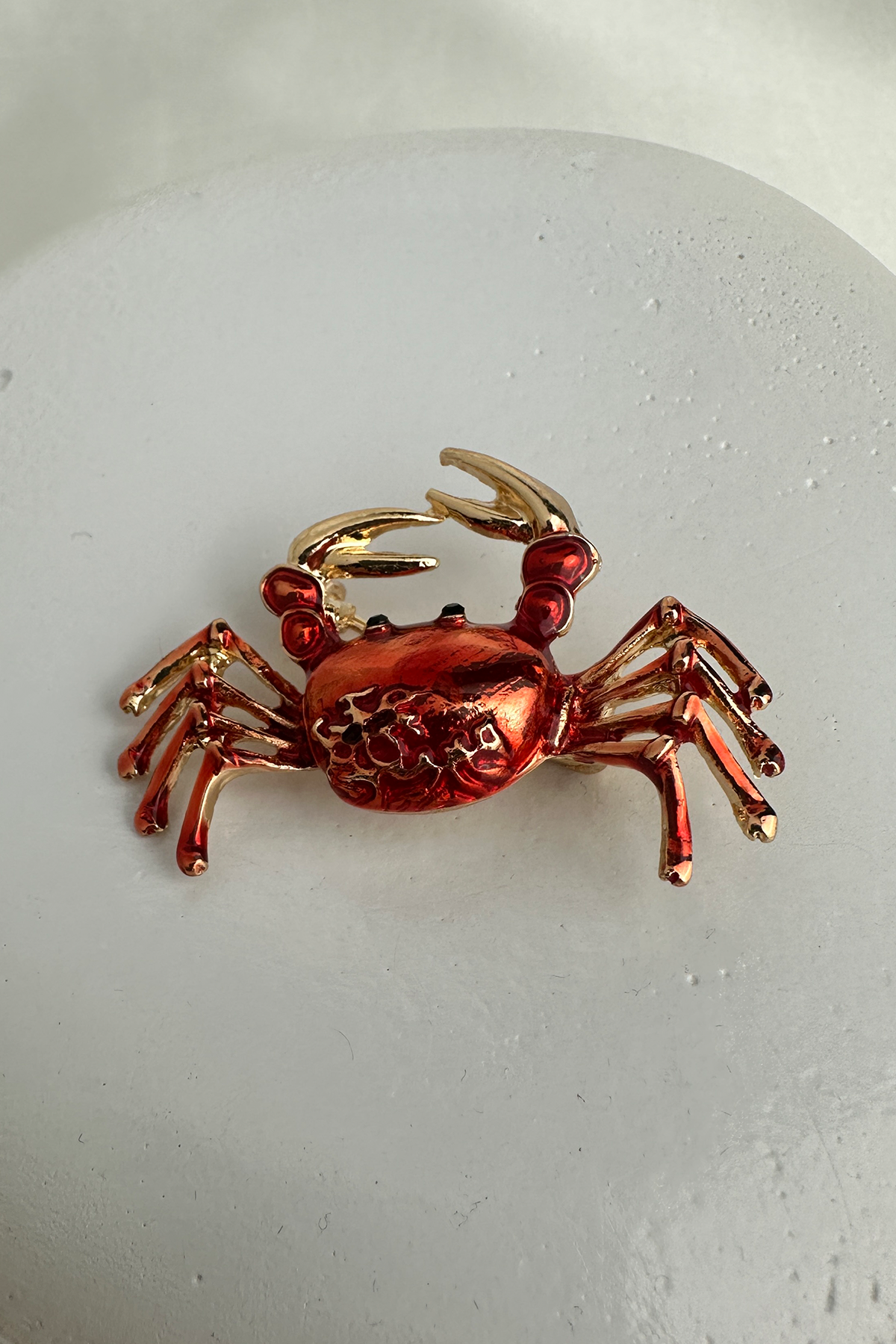 Altın Rengi Kırmızı Yengeç Burcu Broş (4cm)