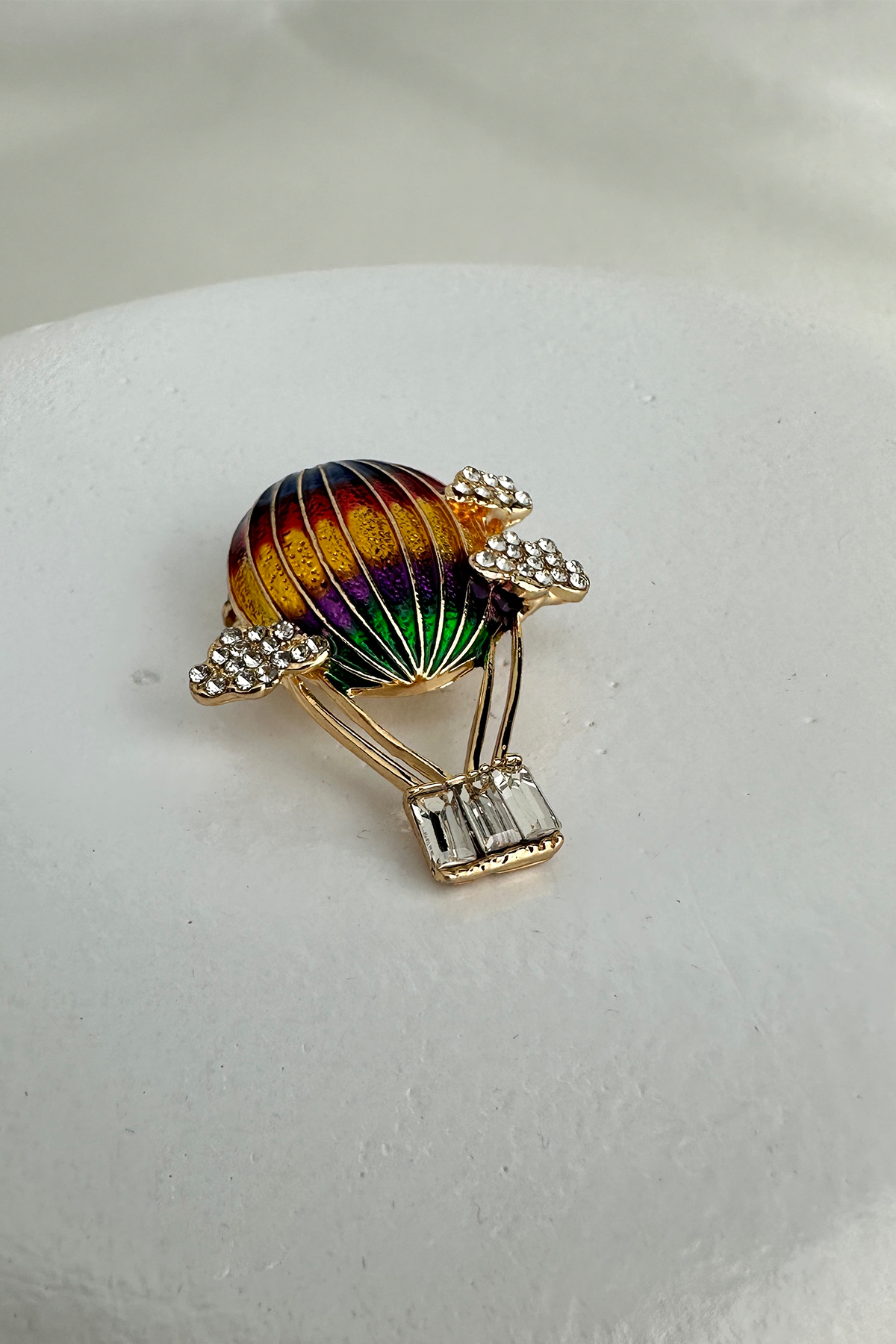 Altın Sarısı Renkli Balon Tasarımlı Taşlı Broş (3cm)