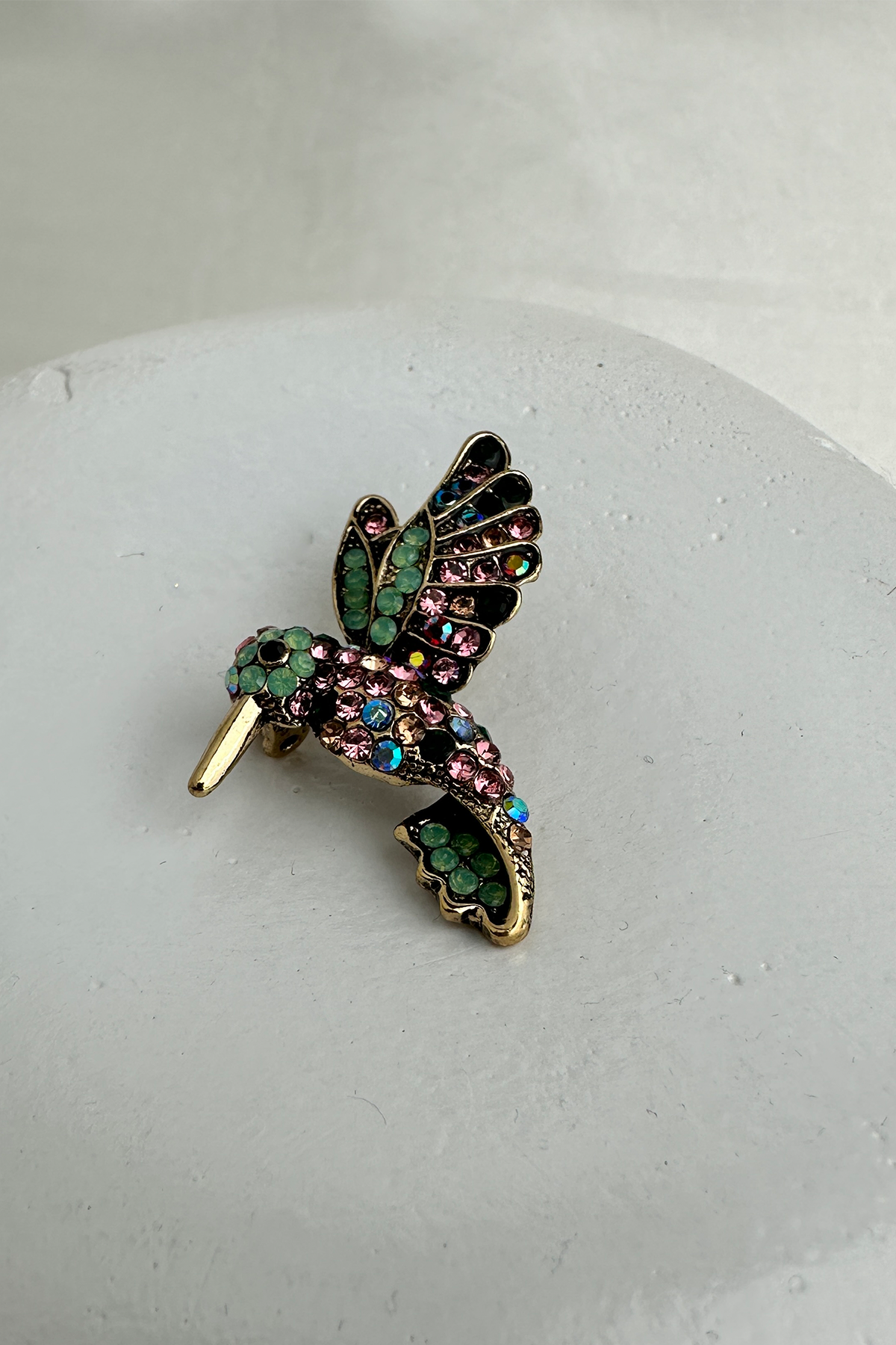 Altın Sarısı Renkli Taş Süslemeli Kuş Broş (3cm)