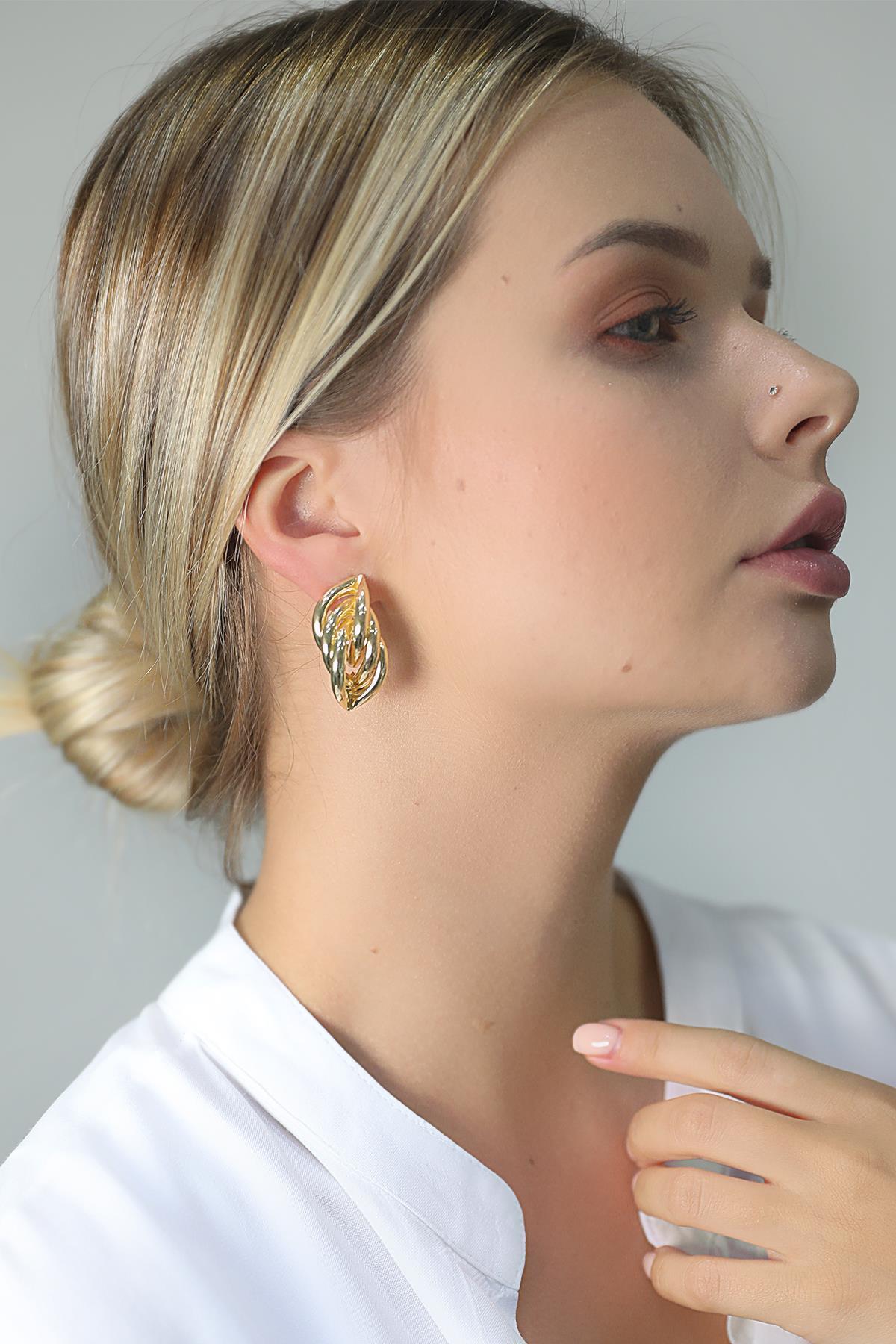 Gold Balık Sırtı Küpe