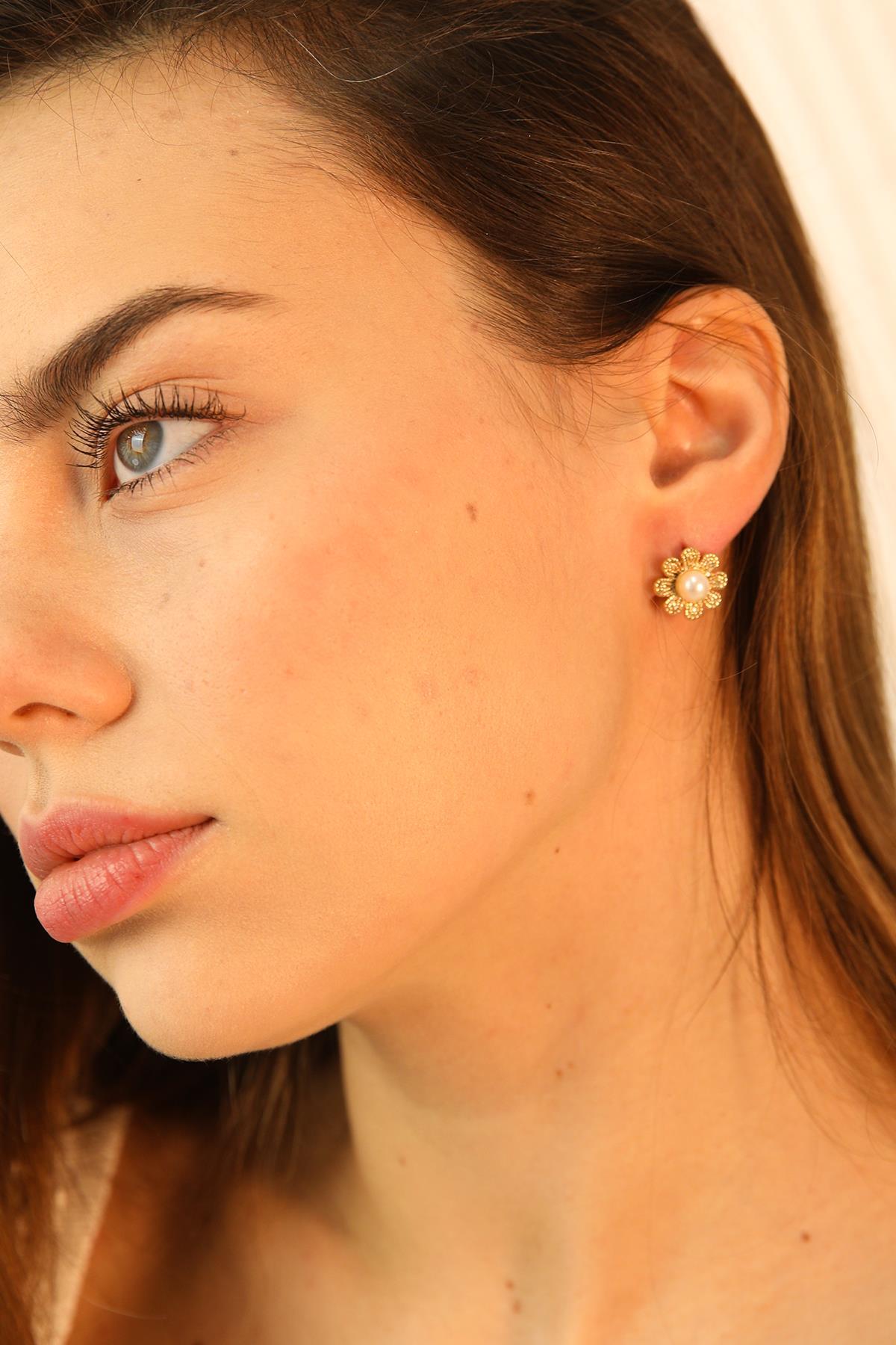 Gold Minimal İnci Küpe