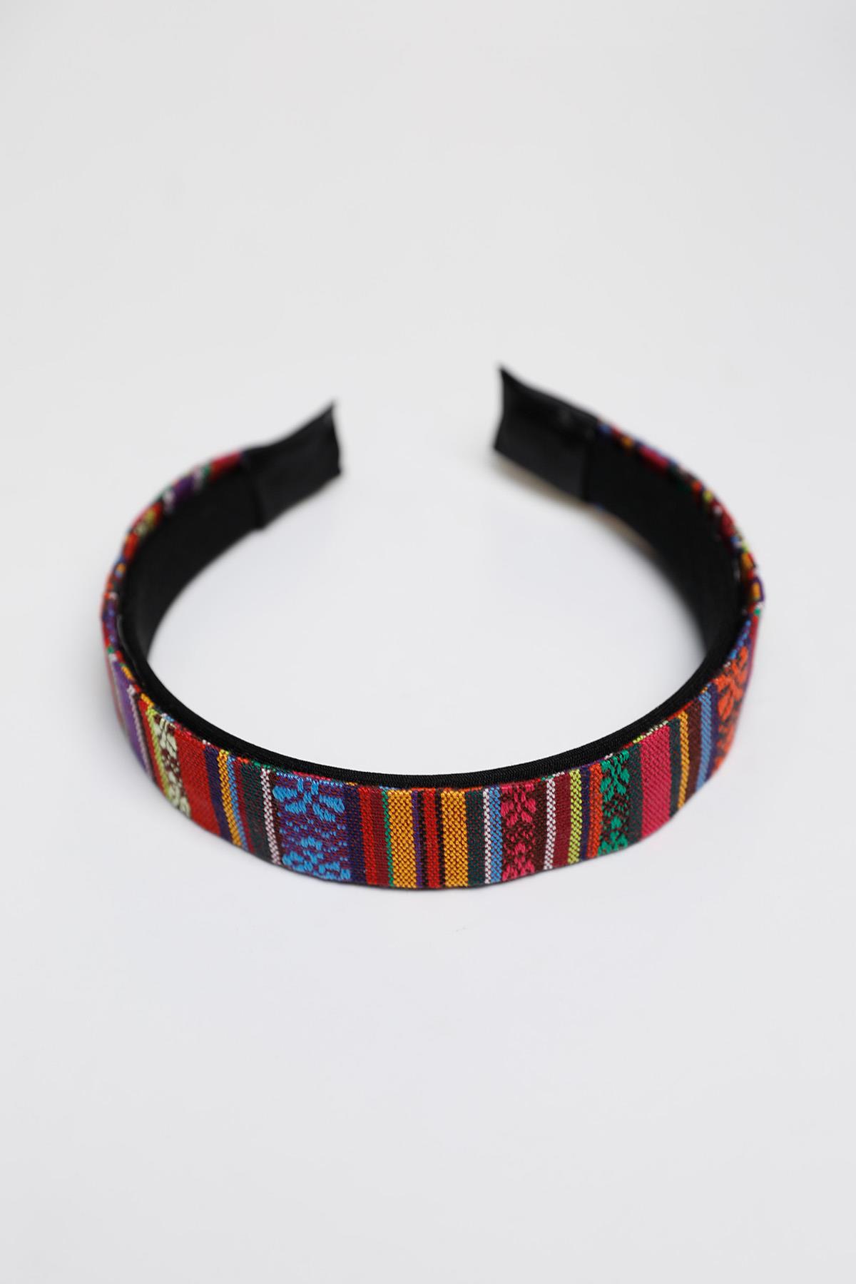 Kilim Desenli Dokulu Taç