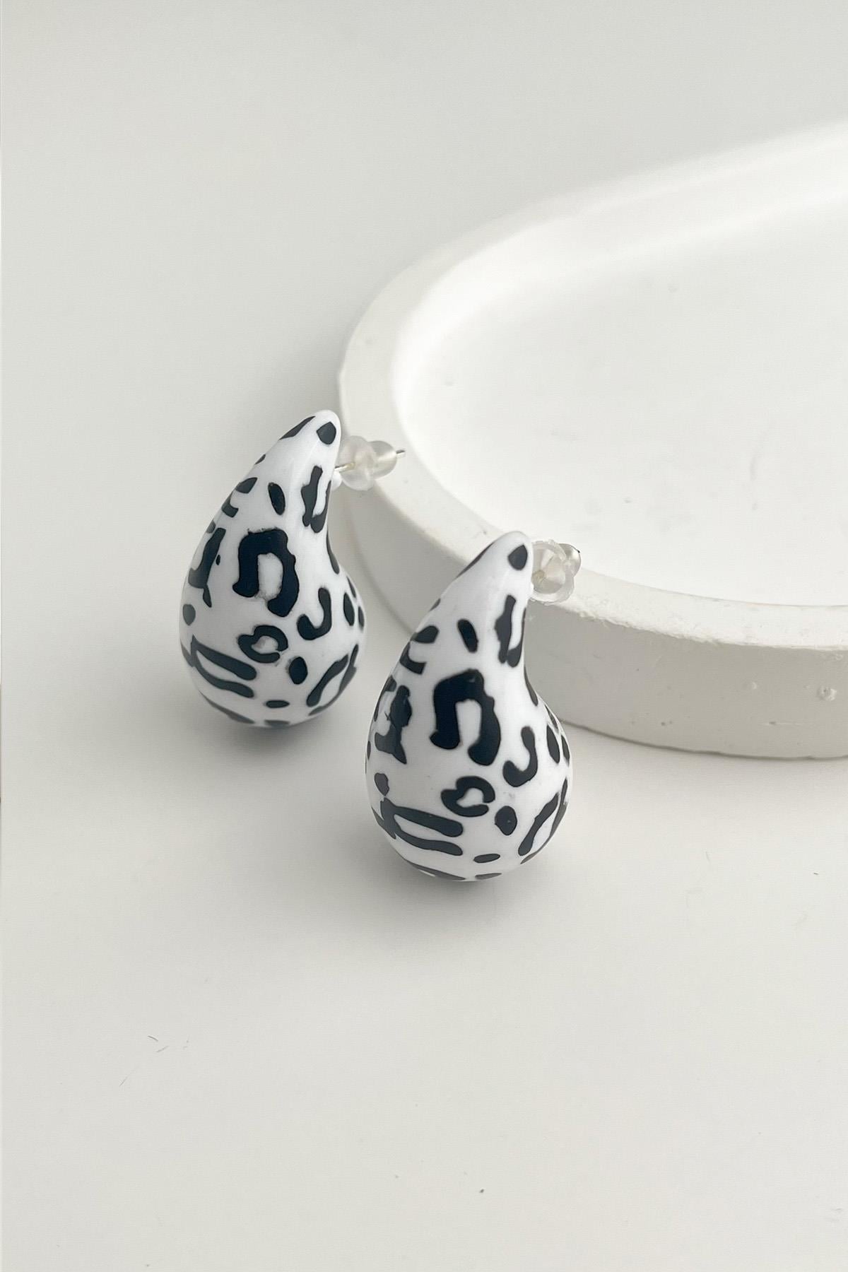 Leopar Desenli Hafif Gözyaşı Damlası Küpe (3cm)