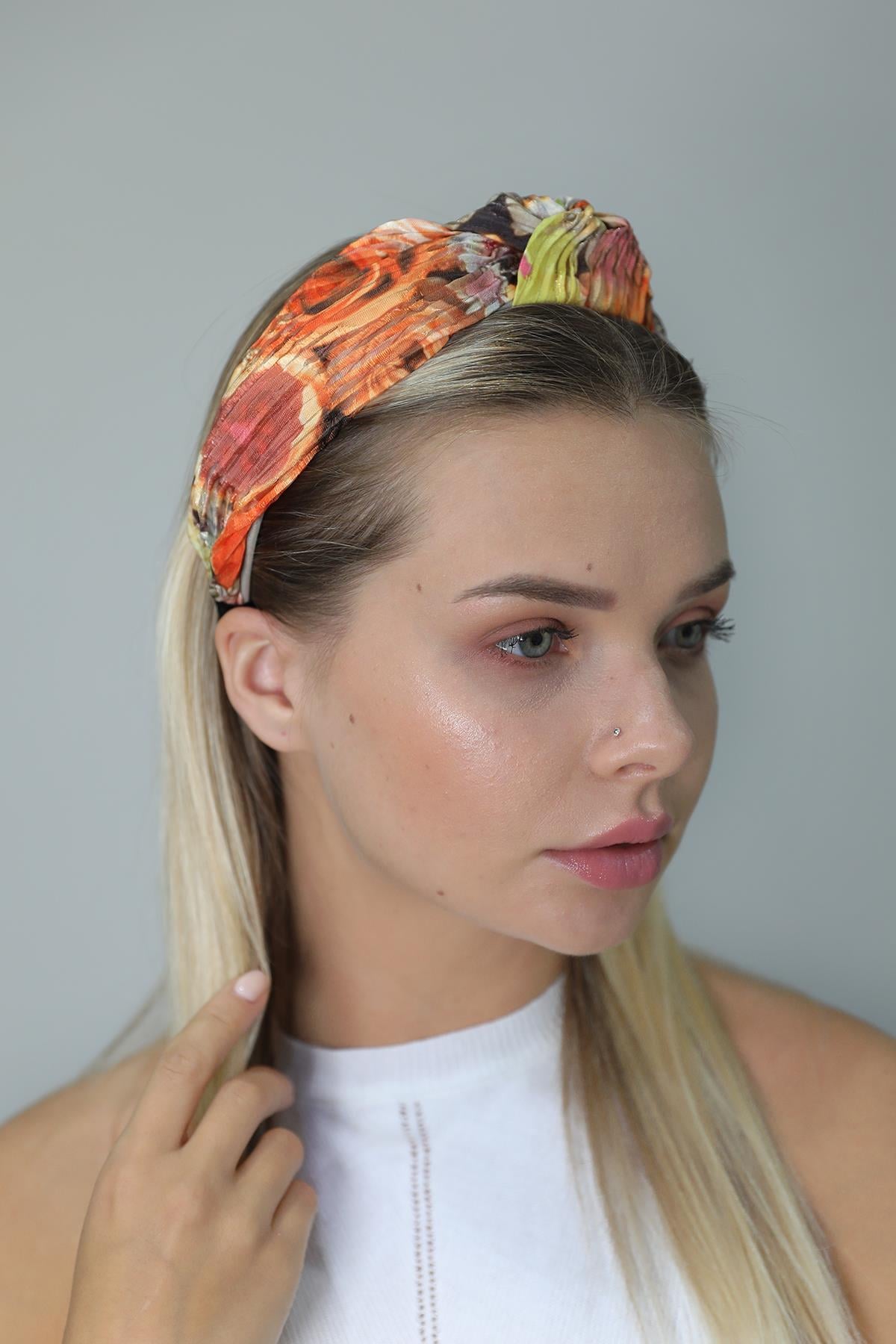 Multicolor Piliseli Vintage Taç