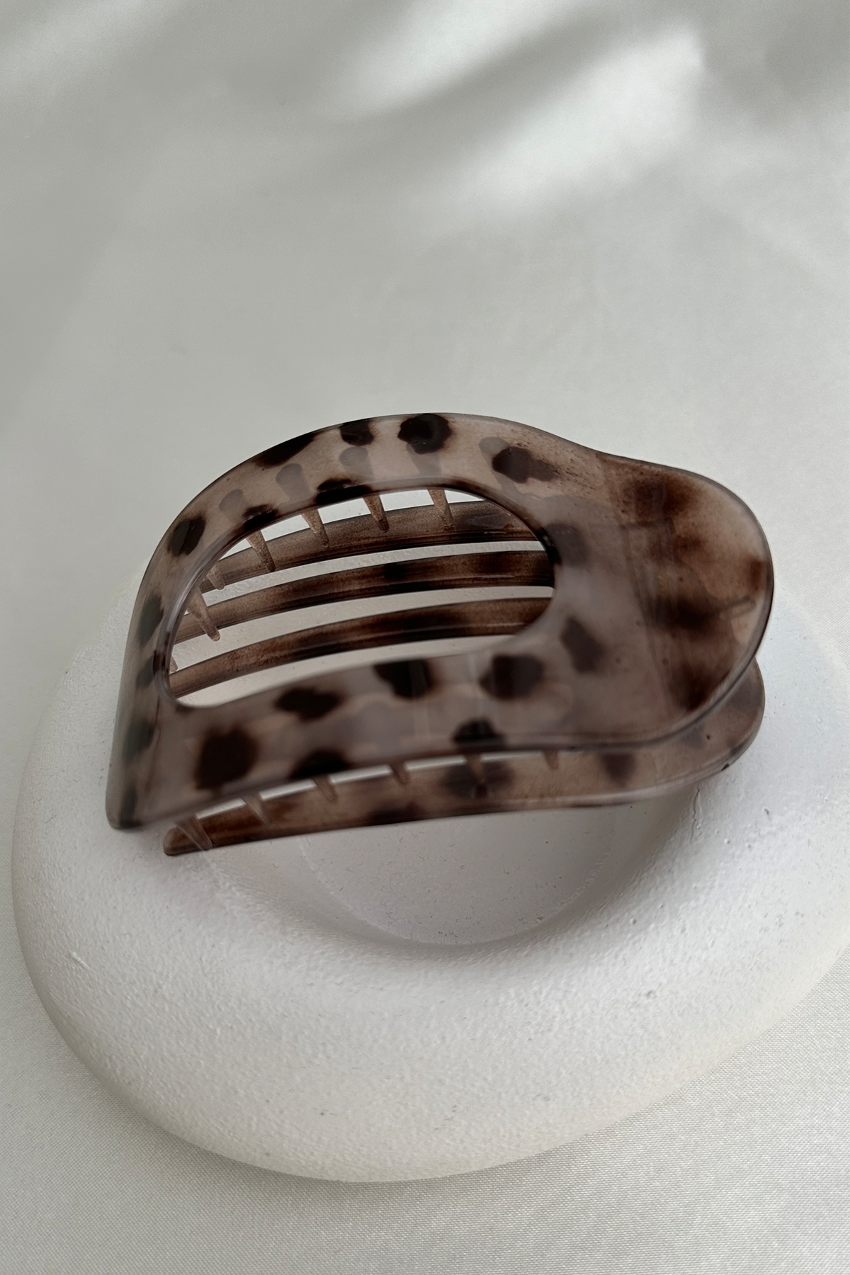 Oval Tarak Detay Mandal Saç Tokası (10cm)