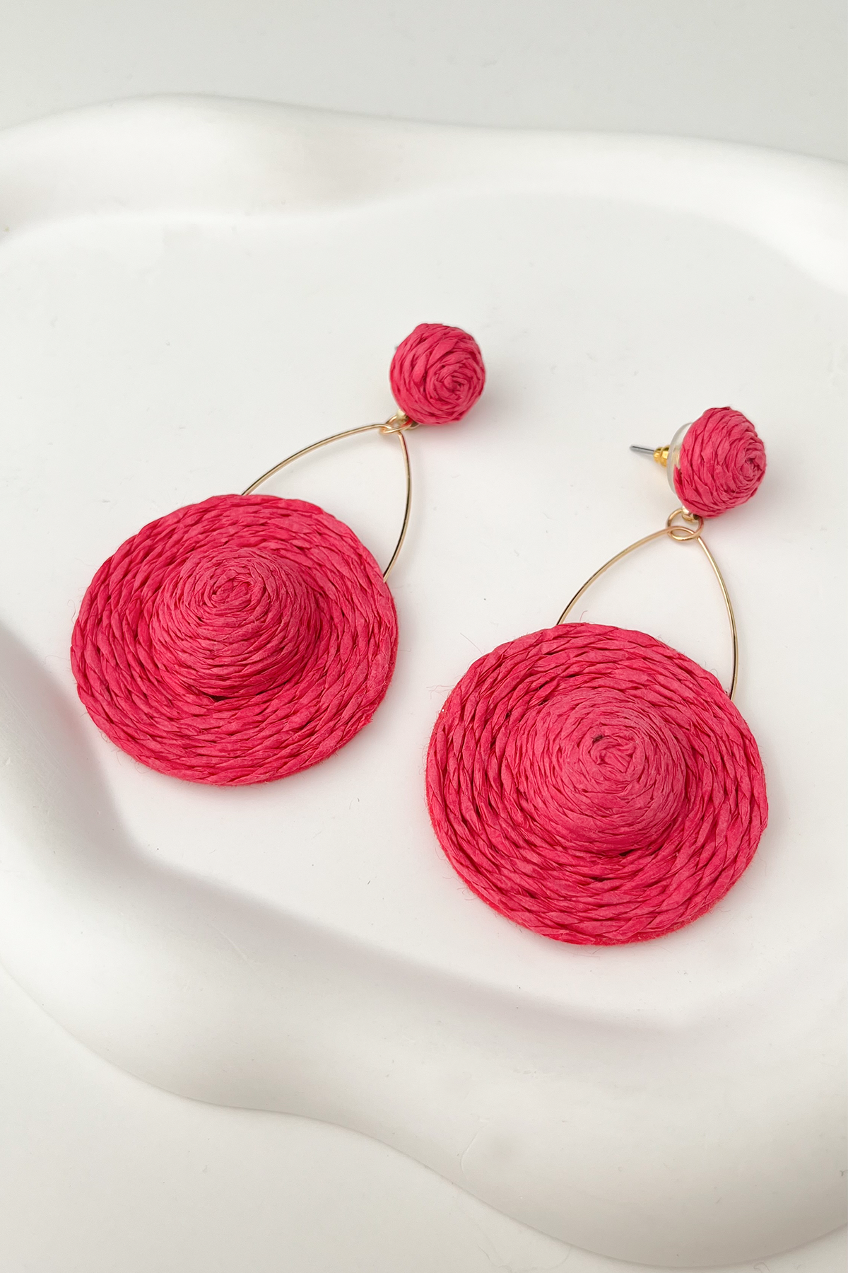 Şapka Modeli Hasır Örgü Küpe(En:4cm Boy:8cm)