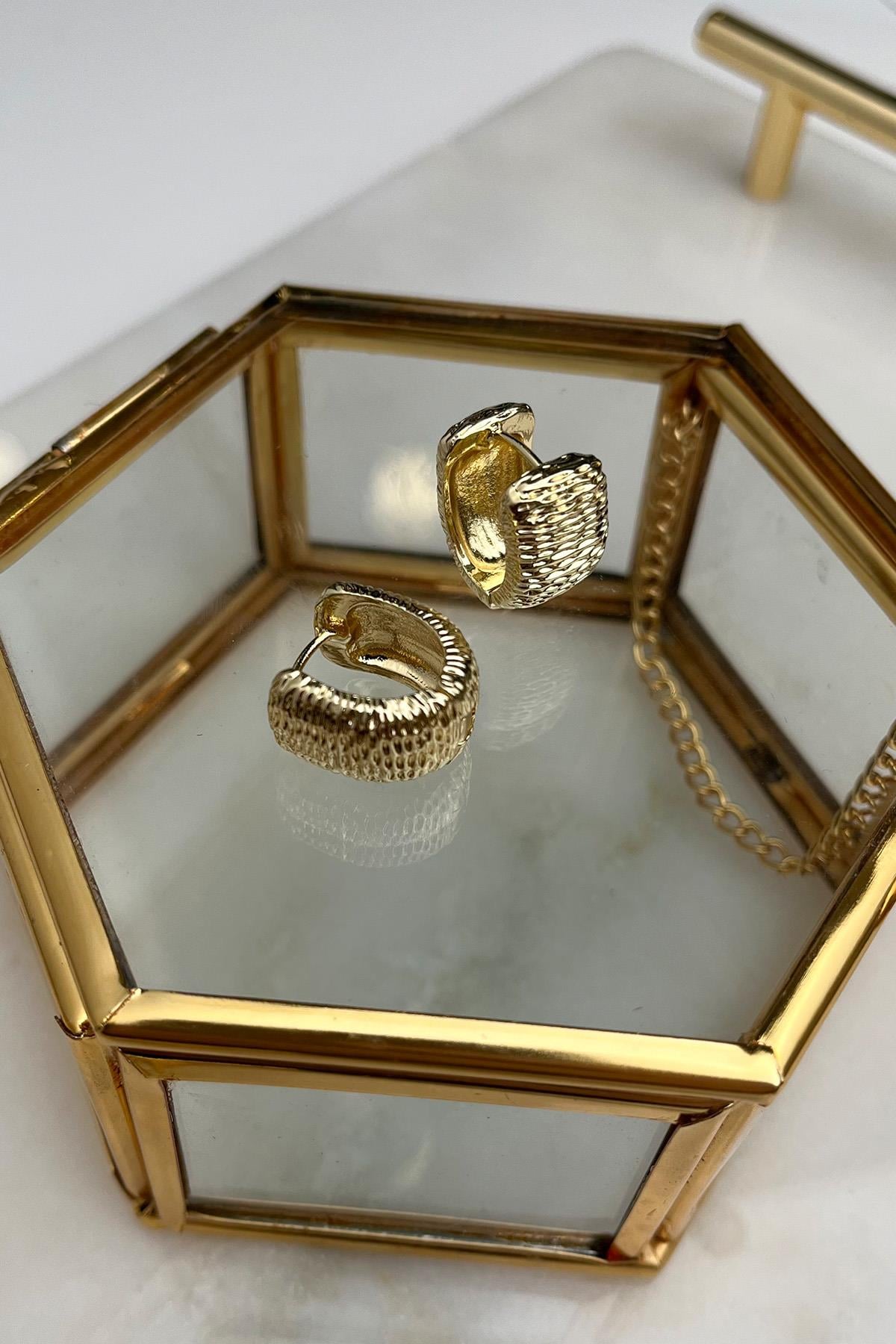 Tırtıklı Oval Halka Küpe(İç Çapı 1cm
