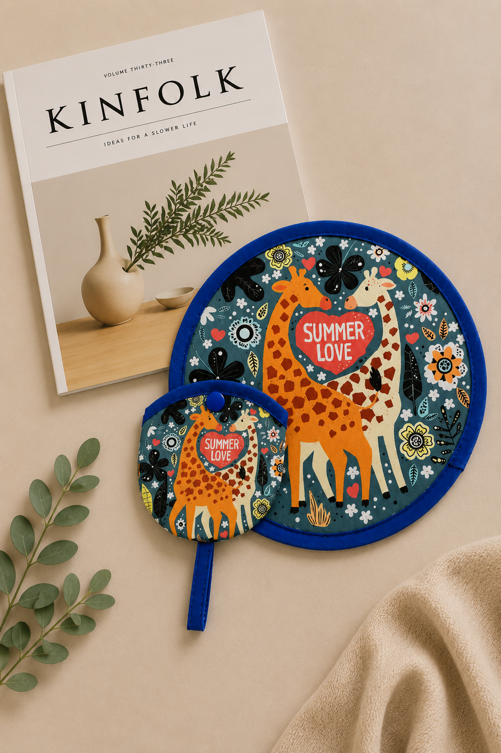 Zürafa Desenli Summer Love Baskılı Katlanabilir Çantalı Yelpaze 