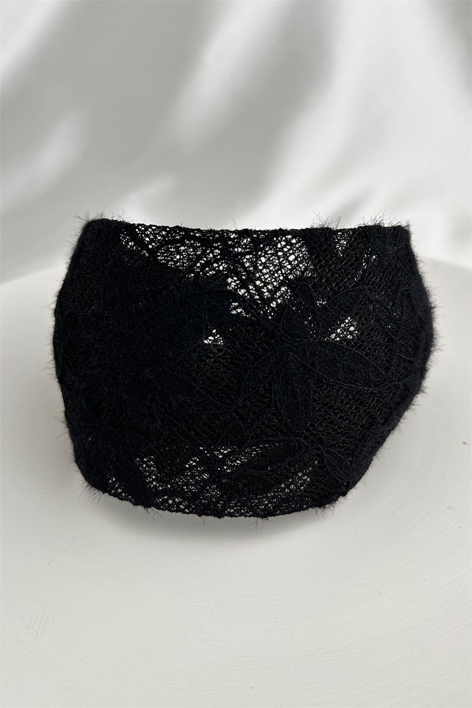 Siyah Dantel Tül Yaprak Detay Saç Bandı Şeklinde Taç (11cm)