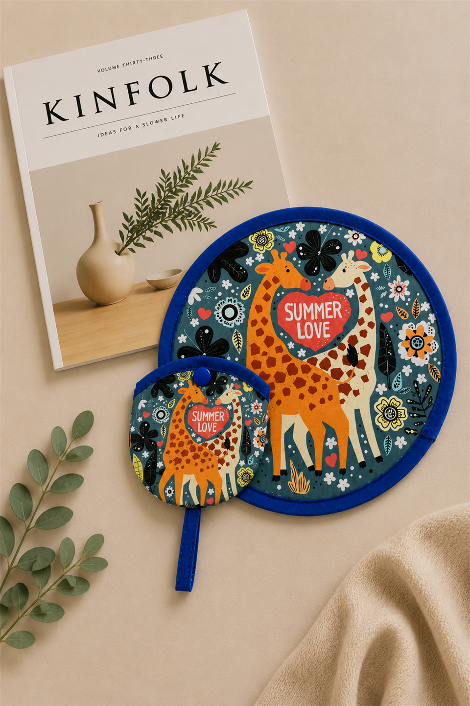 Zürafa Desenli Summer Love Baskılı Katlanabilir Çantalı Yelpaze 
