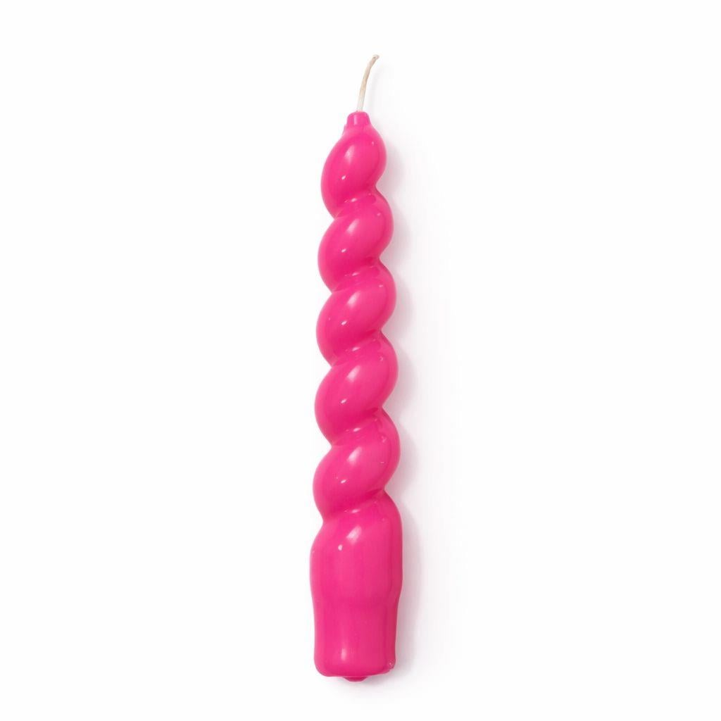 İTALYAN BURGU MUM - FUŞYA PARLAK 18 CM
