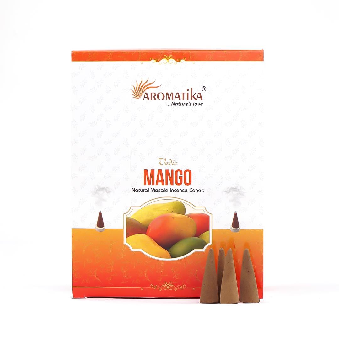 Aromatika Mango Konik Tütsüsü Nasıl Üretilmiştir? Aromatika Mango Konik Tütsü, doğal içeriklerle yapılan ve mango kokusu yayan bir üründür. Bu nedenle ürün içerisinde mango esansına ve yanması için doğal ahşap tozuna yer verilmiştir. Karıştırılan bu iki m