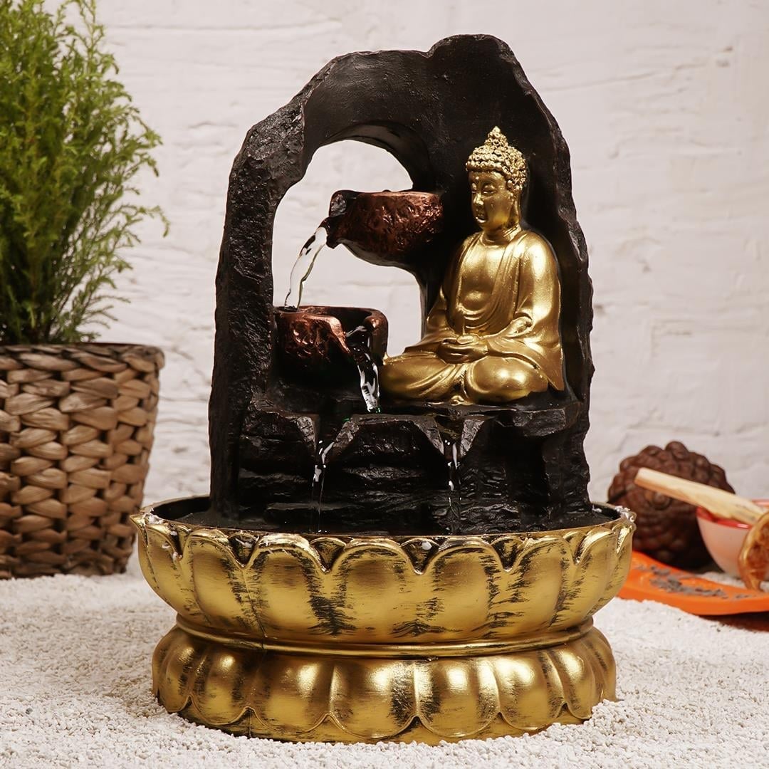 Saraswati Temalı Su Şelalasi