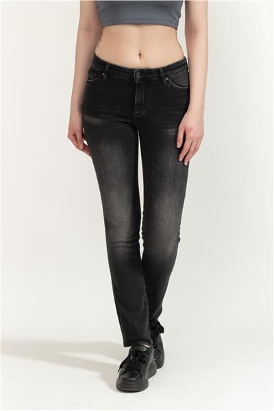 Armani Exchange Cigarette Fit Kadın Jean Pantolon