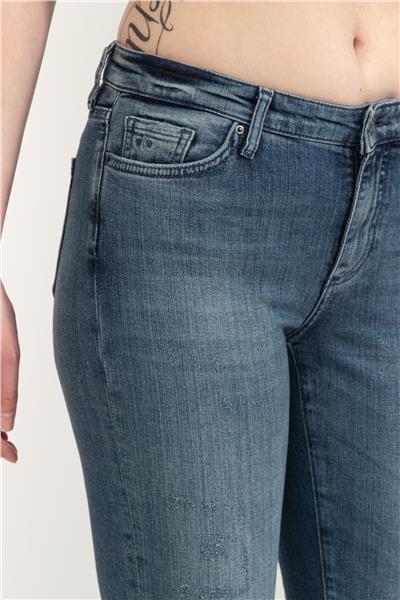 Armani Exchange Cigarette Fit Kadın Jean Pantolon