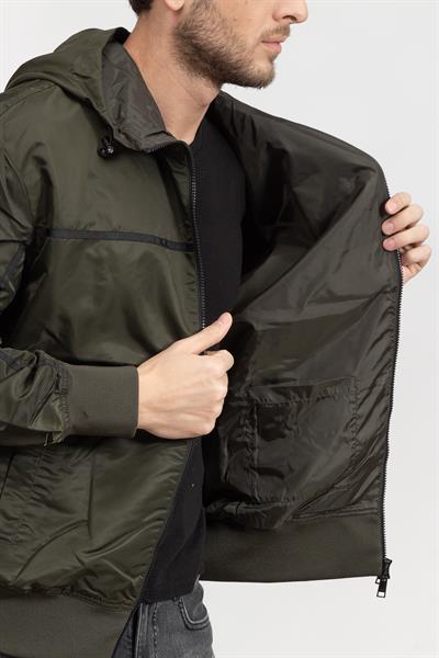 Armani Exchange Erkek Mont