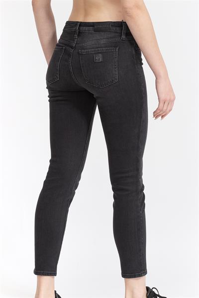 Armani Exchange Kadın Jean Pantolon