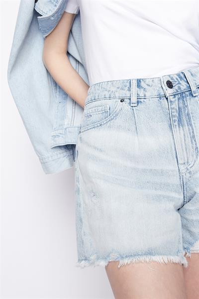 Armani Exchange Kadın Jean Şort