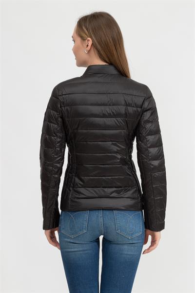 Armani Exchange Kadın Mont