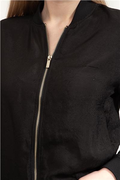 Armani Exchange Kadın Mont