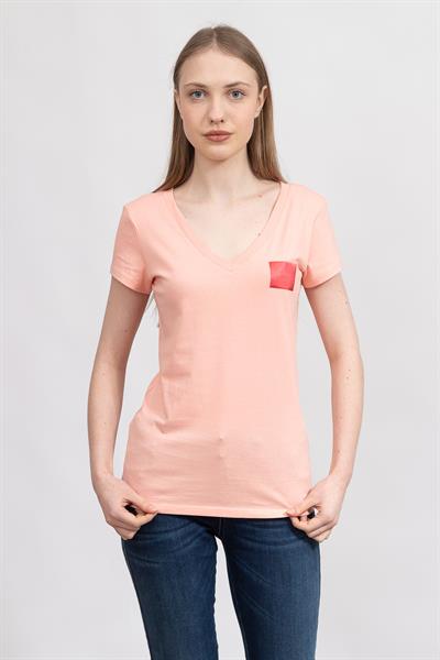 Armani Exchange Kadın V Yaka T-Shirt Gül Kurusu
