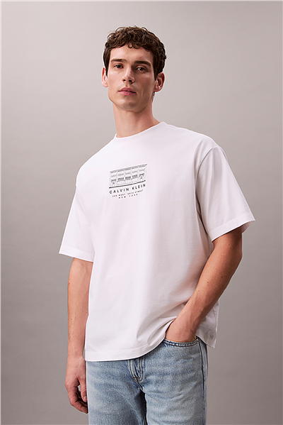 Calvin Klein 16S March Graphic Se Erkek Bisiklet Yaka T-Shirt