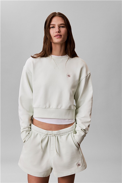 Calvin Klein A - Cropped Badge Logo Kadın Bisiklet Yaka Sweatshirt