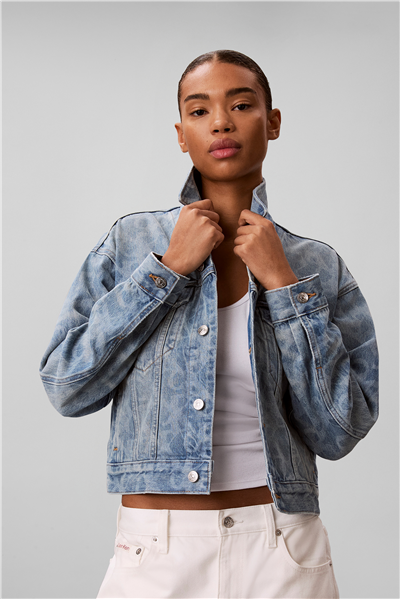 Calvin Klein Aop 90S Trucker Jack Kadın Kot Mont