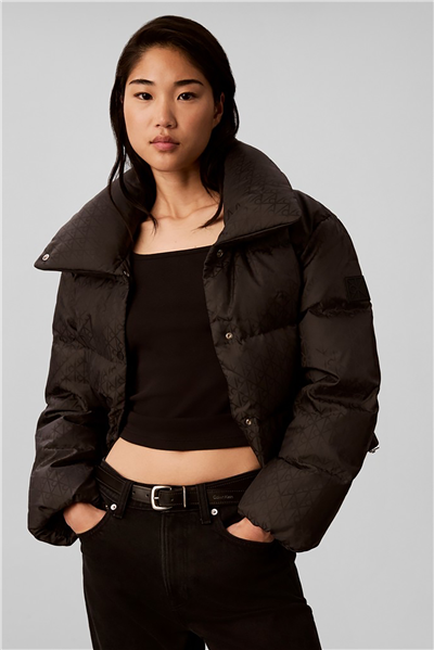 Calvin Klein Aop Jacquard Short Down Puffer Kadın Şişme Mont Siyah