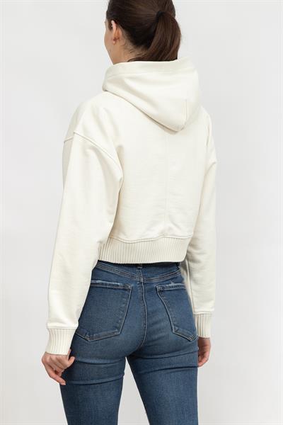 Calvin Klein Badge Wide Sleeves Crop Hoodie Kadın Kapüşonlu Sweatshirt